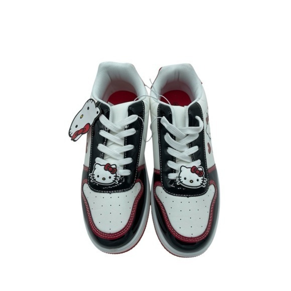 Hello Kitty Shoes Womens‎ Size 8 Low Top Patent Lace Up Sanrio Cute Sneakers - Picture 3 of 6